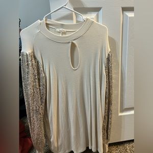 Plus size long sleeve top